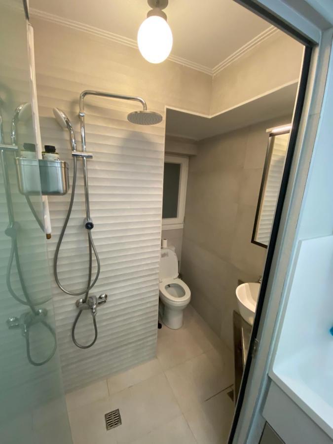 Minimalist Studio Behind Hilton Hotel Athen Exterior foto